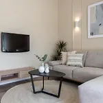 Boro 4 דוברובניק